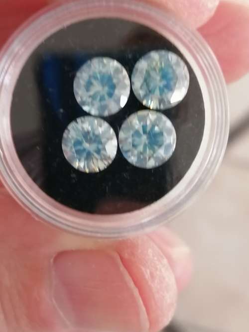 4.85cttw Vvs1 Round Ice Blue Loose Moissanite (4 stones and 1 stone per bid)