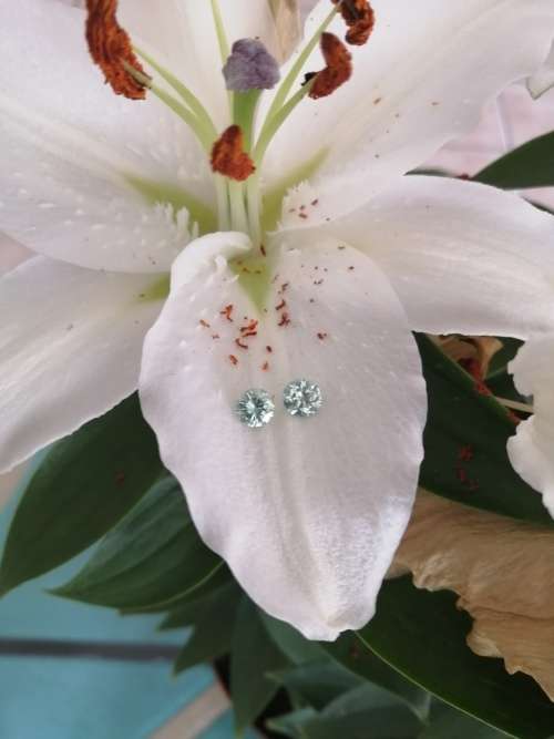 1.58tct Vvs1 Round light Green Loose Moissanite (Matched Pair)