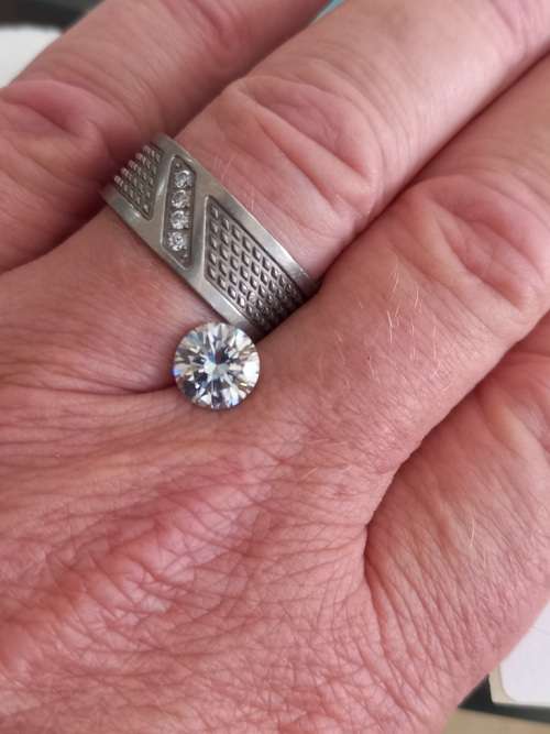 1.91ct Vvs1 Round Top Silver Loose Moissanite