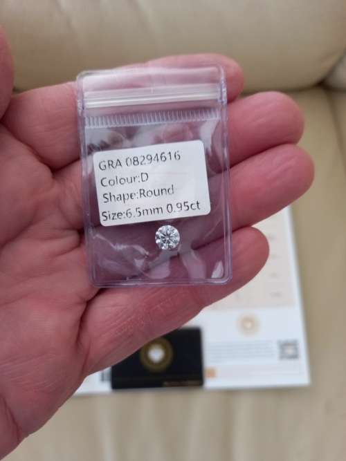 0.95ct Vvs1 Brilliant Round D Colour (GRA CERTIFIED) White Loose Moissanite