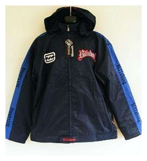 .BILLABONG JACKET WITH HOOD - Size: LARGE