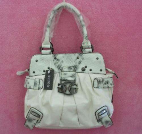 WHITE GENUINE GUESS HANDBAG