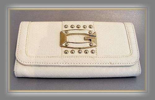 WHITE DESIGNER PURSE