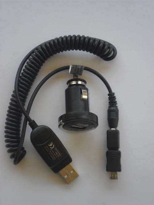 innov8 Flush Micro Blackberry Micro USB Car Charger