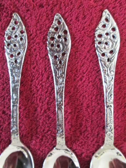 ***10 X SILVER PLATED TEASPOONS - BY NOVALUX IN HOLLAND***