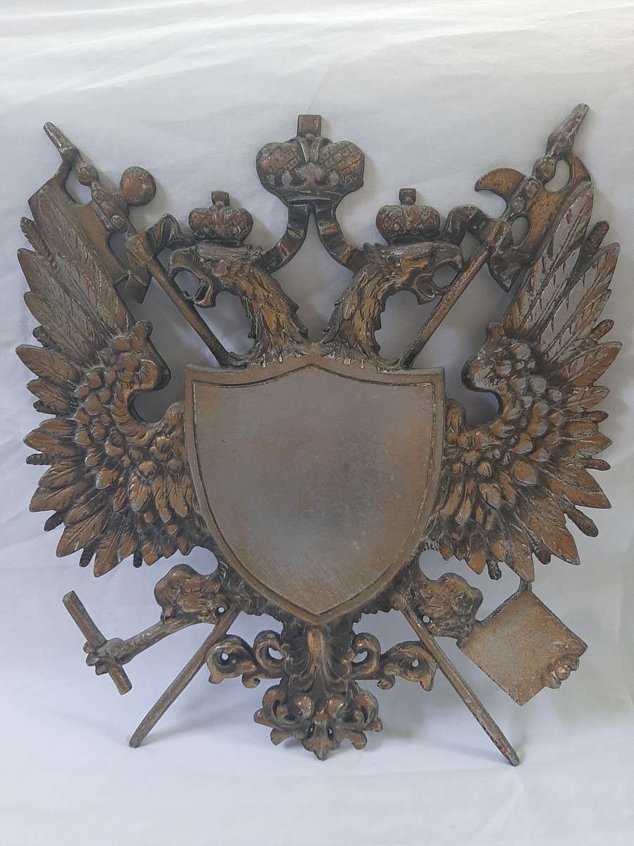 DOUBLE EAGLE SHIELD METAL WALL HANGING CREST