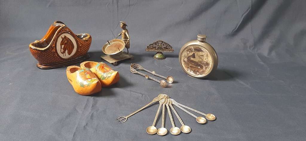 COLLECTION OF SILVERPLATED, BRASS, CERAMIC AND WOOD ORNAMENTS