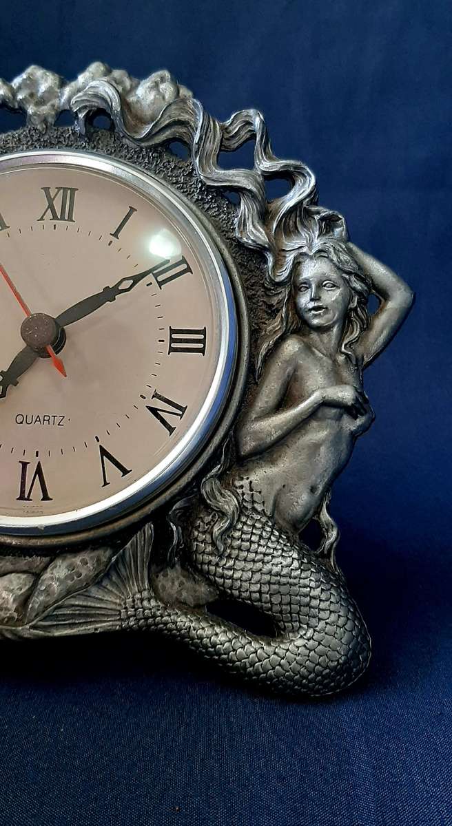 MERMAID DESIGN PEWTER DESK / TABLE CLOCK