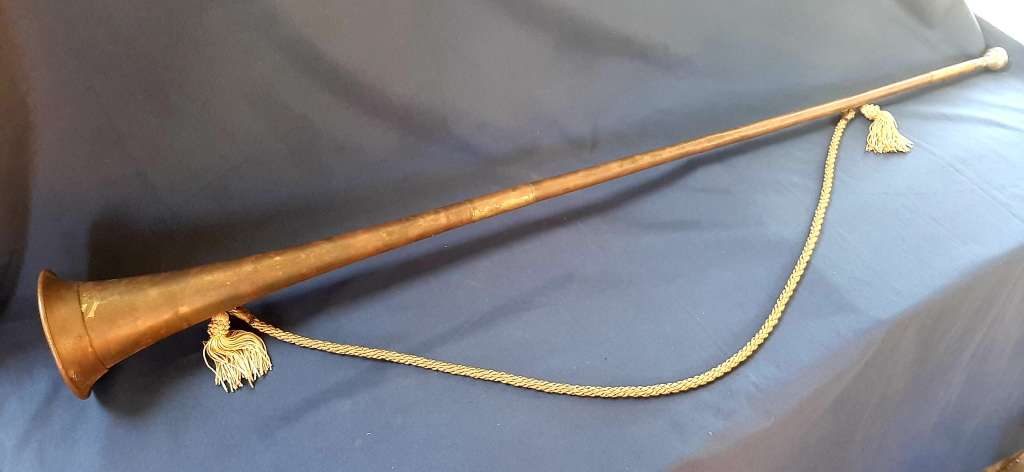 VINTAGE MILITARY CEREMONIAL BRASS BUGLE