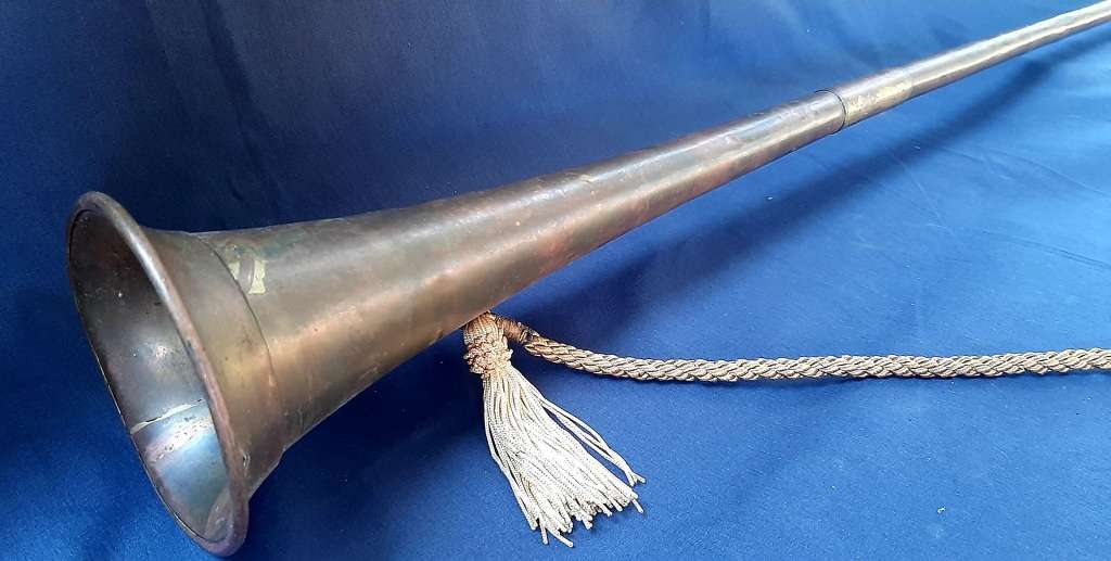 VINTAGE MILITARY CEREMONIAL BRASS BUGLE