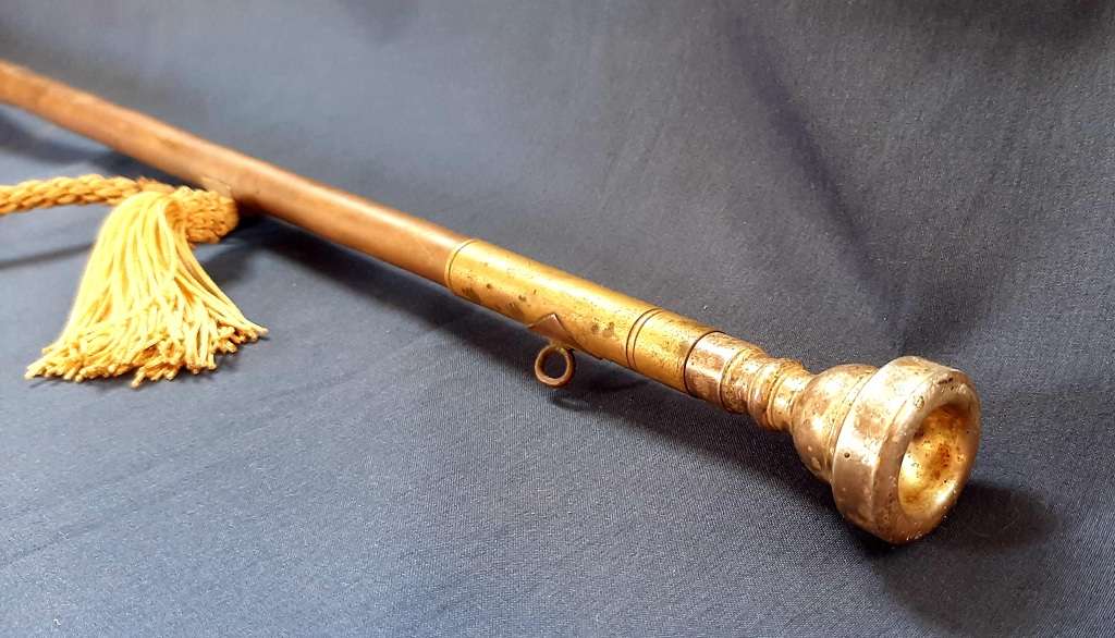 VINTAGE MILITARY CEREMONIAL BRASS BUGLE