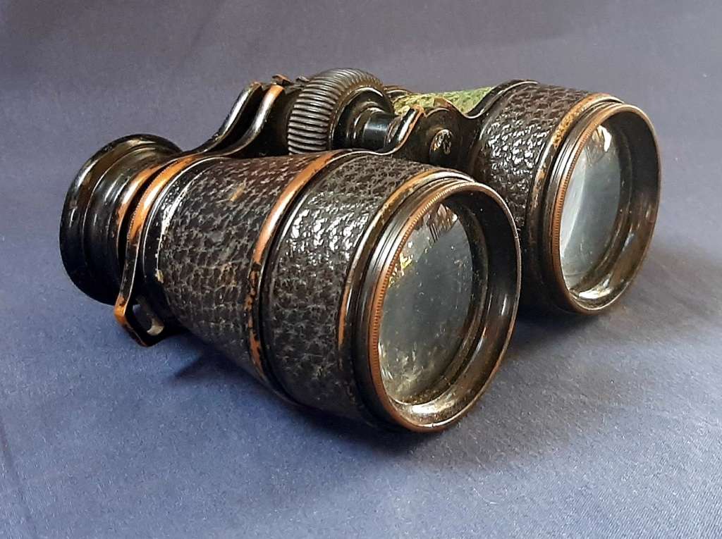 VINTAGE COLEMONT SERIE VEGO BINOCULARS
