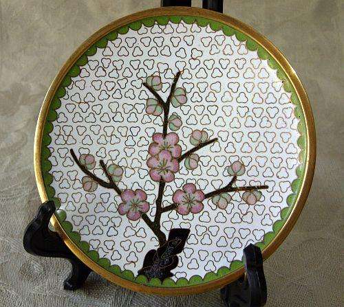 A cloisonne pin tray