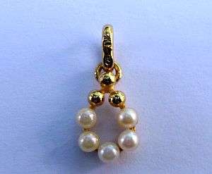 A vintage 9ct solid gold pendant - made in West Germany - POSTAGE R25 - LAST TWO ON CRAZY !!!!