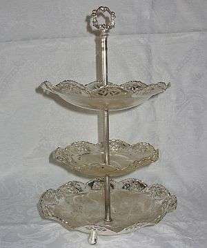 A vintage plated sweet / snack stand