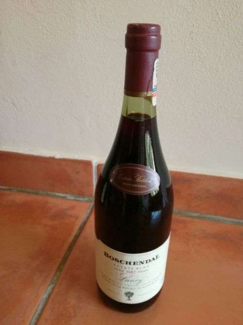 Collectors Wine + Wine Holder!! ALMOST 30 YEARS OLD!! Boschendal Estate Wine Vintage 1987 - Lancy