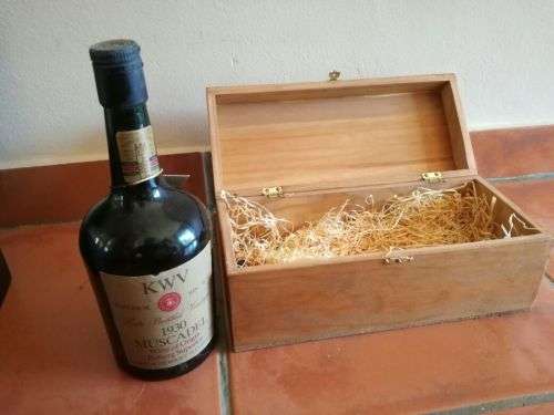EXTREMELY RARE!! KWV 1930 Muscadel Superior Bin B14 Late Bottled Vintage!! COLLECTORS ITEM KWV