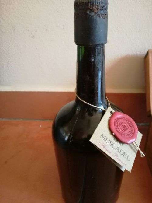 EXTREMELY RARE!! KWV 1930 Muscadel Superior Bin B14 Late Bottled Vintage!! COLLECTORS ITEM KWV