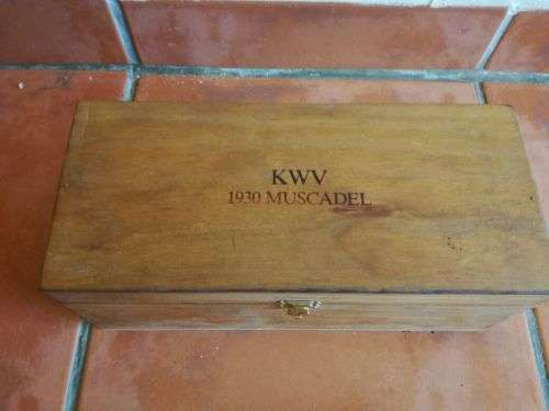 EXTREMELY RARE!! KWV 1930 Muscadel Superior Bin B14 Late Bottled Vintage!! COLLECTORS ITEM KWV