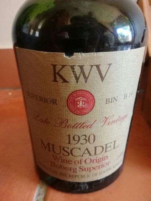 EXTREMELY RARE!! KWV 1930 Muscadel Superior Bin B14 Late Bottled Vintage!! COLLECTORS ITEM KWV