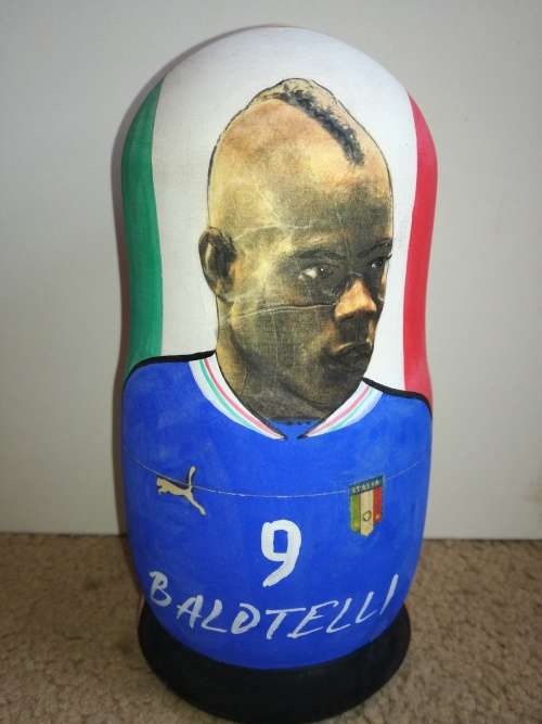 Italia Pushkin Type Dolls - Soccer Players On Wooden Holders - One In The Other - Pushkin Dolls Art