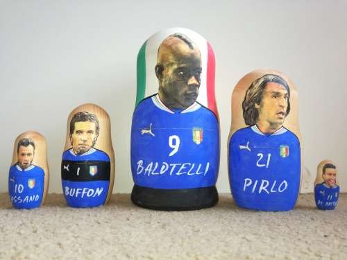 Italia Pushkin Type Dolls - Soccer Players On Wooden Holders - One In The Other - Pushkin Dolls Art