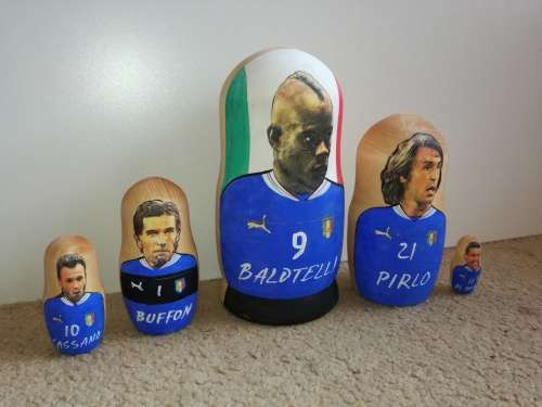 Italia Pushkin Type Dolls - Soccer Players On Wooden Holders - One In The Other - Pushkin Dolls Art