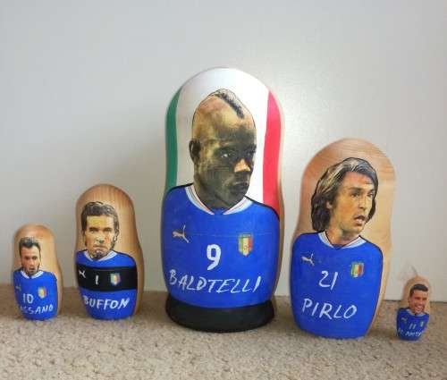 Italia Pushkin Type Dolls - Soccer Players On Wooden Holders - One In The Other - Pushkin Dolls Art