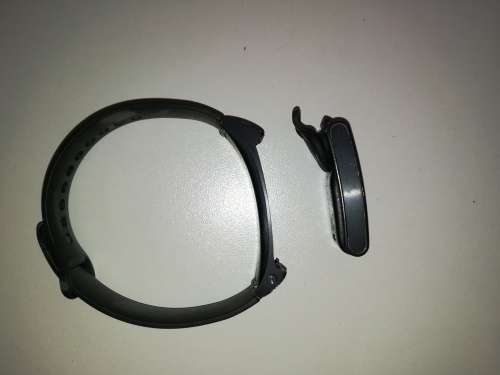 STUNNING Huawei P9 Lite VNS-L22 16GB (ROM) Black AND Huawei TalkBand B2 Both In GREAT CONDITION