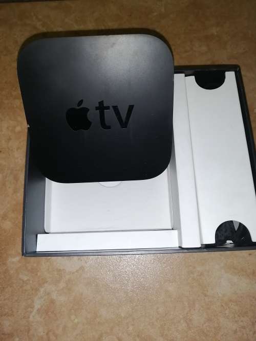Brilliant DEAL***Apple TV  32GB (4th Generation) - Black Model: MGY52LL/A In Excellent Condition!!!