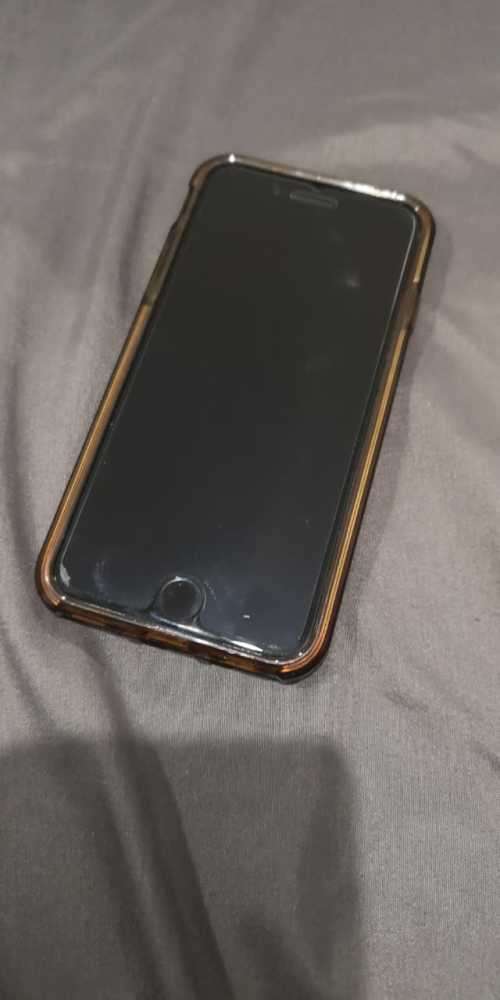 iPhone 7 32 gig (Please Read)