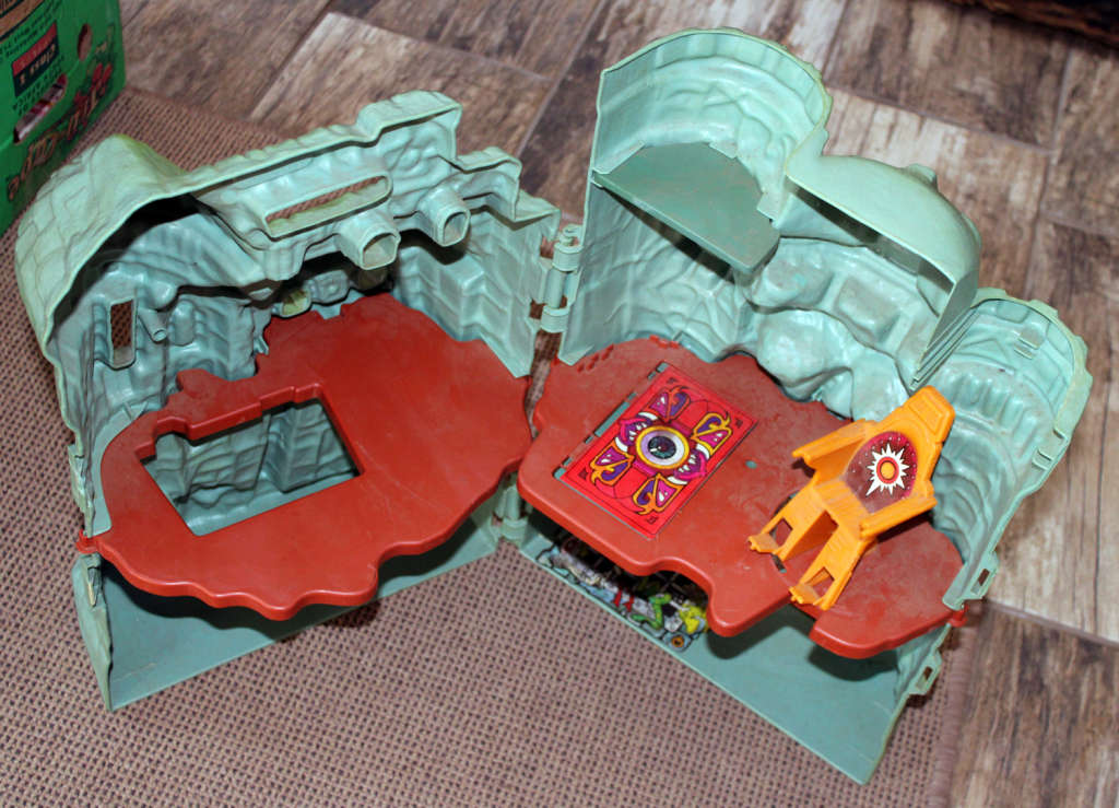 1981 Masters of the Universe Castle Grayskull