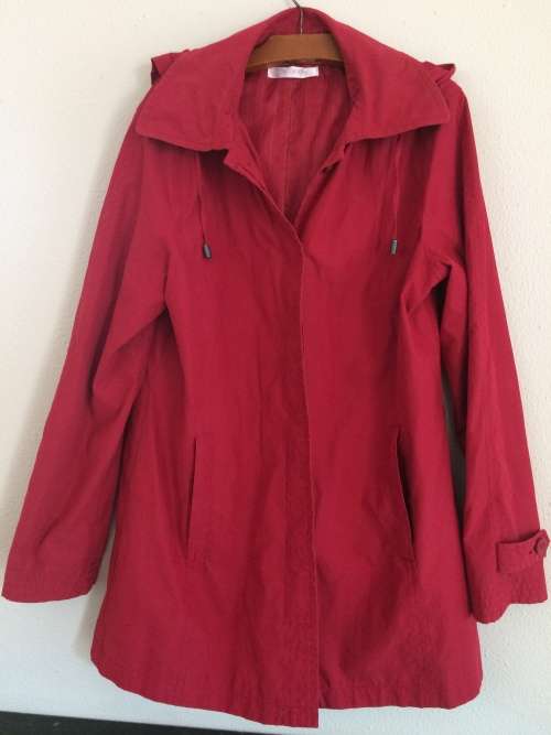 Red hooded lined coat - Size S