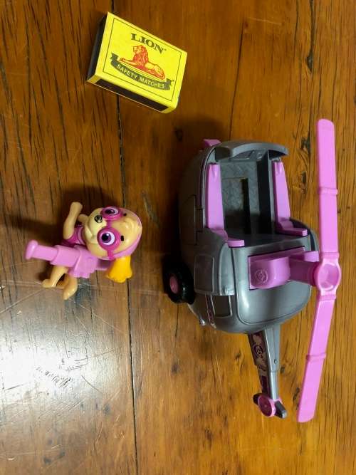 Paw Patrol - Skye and helicopter