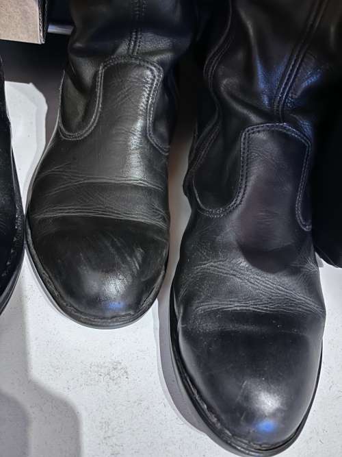 Tsonga black leather boots size 6