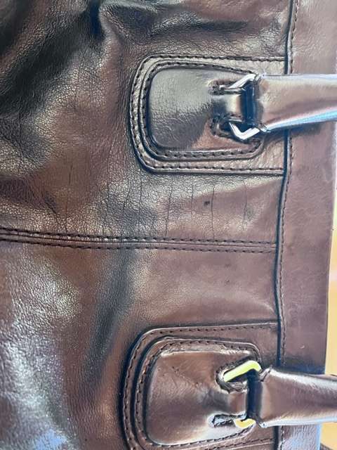 Black leather Witchery handbag 35cmx28cmx14 cm