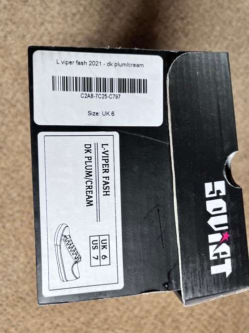 Soviet Viper Sneakers size 6 or EU39 - in almost new condition