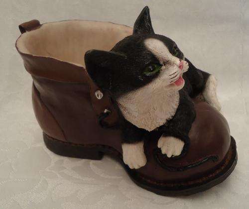 'CAT IN A BOOT'