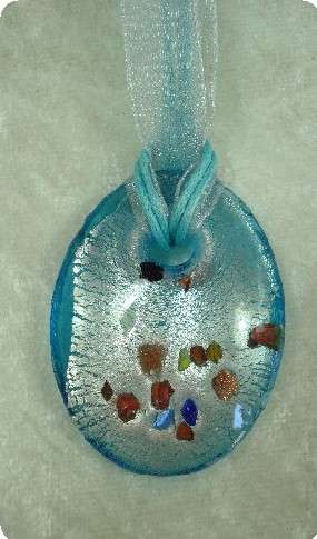 OVAL MURANO GLASS PENDANT WITH REAL SILVER FOIL