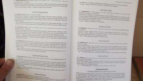 GUIDE TO THE PLANT GENERA OF THE WESTERN CAPE,THE LEVYNE----TERRY H. TINDER-SMITH