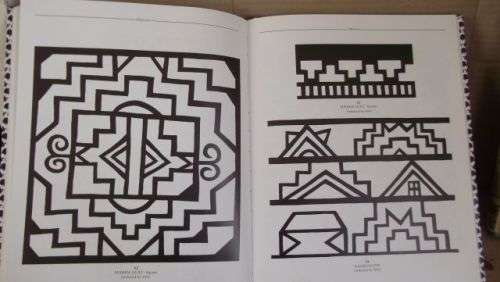 FABRIC SCREEN PRINTING,THE SOUTH AFRICAN GUIDE TO--PAM STALLEBRASS