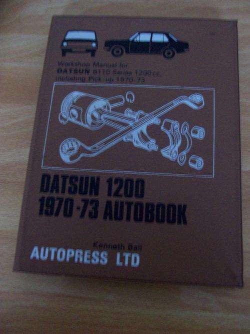DATSUN 1200  1970-73 AUTOBOOK---KENNETH BALL