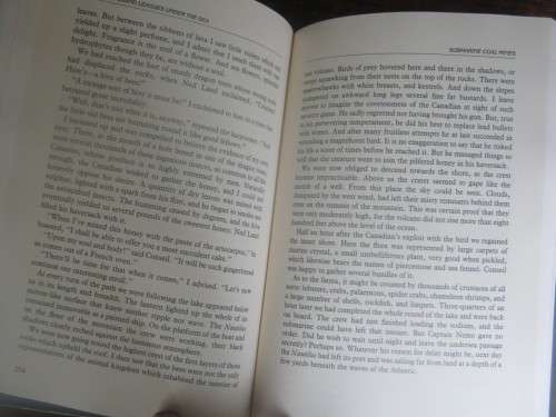 TWENYY THOUSAND LEAGUES UNDER THE SEA---JULES VERNE