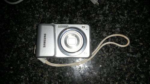 Samsung ES25 Digital Camera