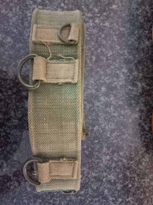 Rhodesian army P69 web belt green.