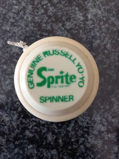 SPRITE Russell yo yo Spinner .
