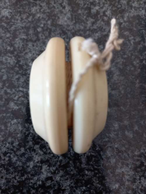 SPRITE Russell yo yo Spinner .