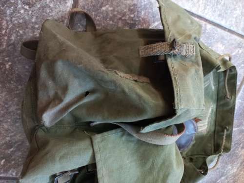 Rhodesian army small back pack plus compass