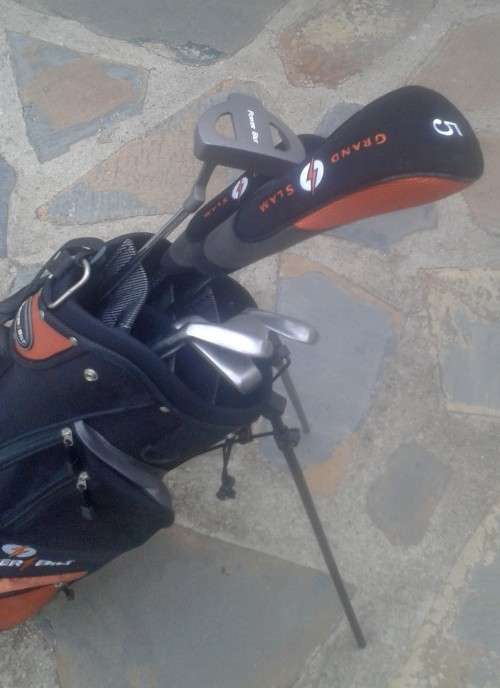 Powerbilt Golf Clubs & Bag