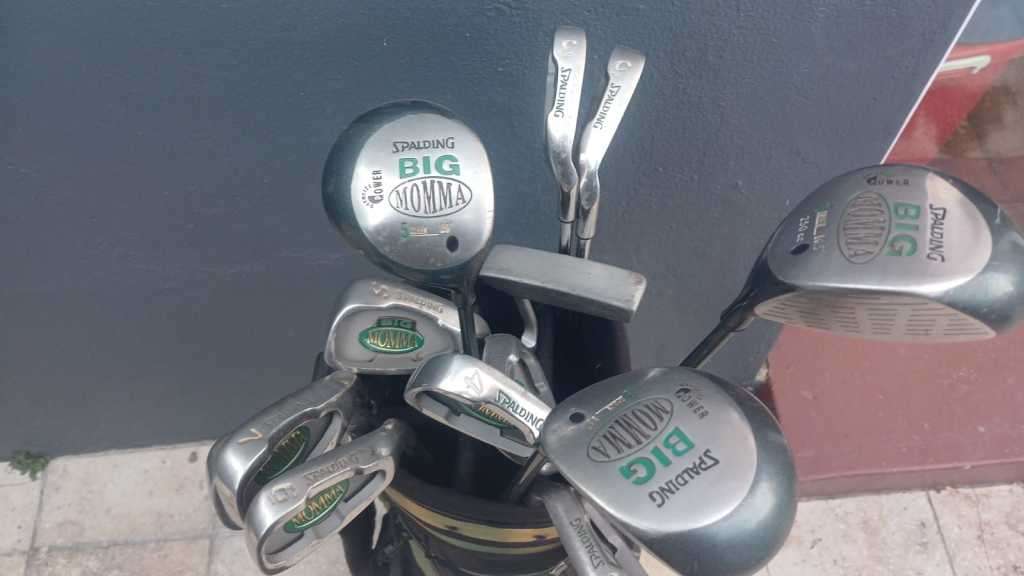 Golf Bag and Clubs - Spalding